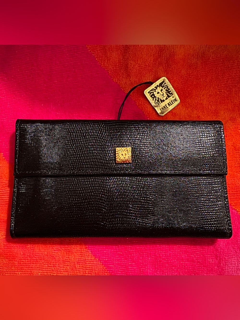 VINTAGE 1980s Anne Klein Kisslock Wallet